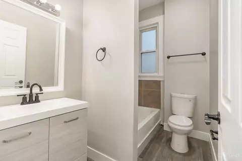 852 Windham, Cincinnati, OH 45229 photo 16
