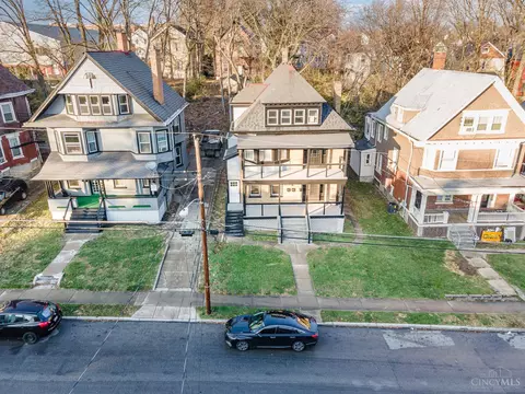 852 Windham, Cincinnati, OH 45229 photo 4