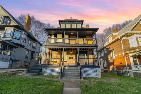 852 Windham, Cincinnati, OH 45229