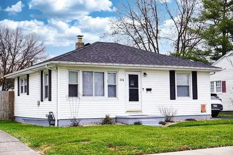 324 Pike St, South Lebanon, OH 45065