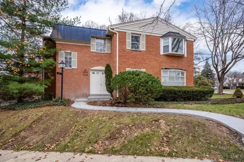 1821 Bellemeade, Cincinnati, OH 45230