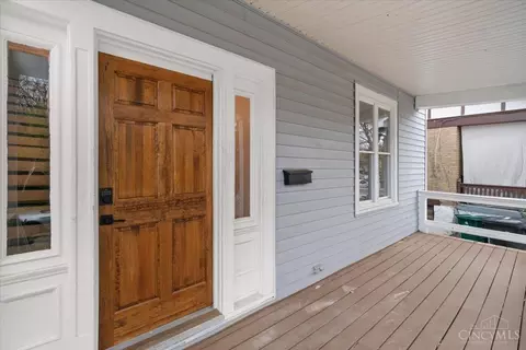 Exterior - 438 Considine, Cincinnati, OH 45205 photo 5 of 9