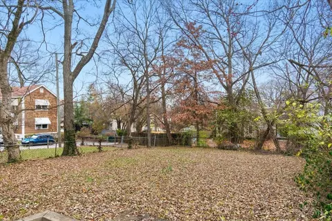 Exterior - 438 Considine, Cincinnati, OH 45205 photo 6 of 9