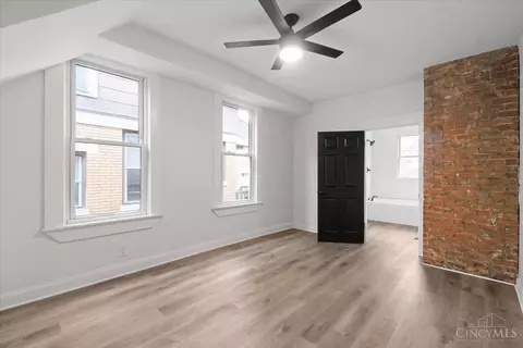 Living - 438 Considine, Cincinnati, OH 45205 photo 1 of 1