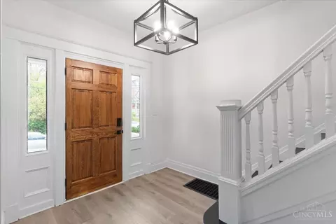 Entry Way - 438 Considine, Cincinnati, OH 45205 photo 1 of 1