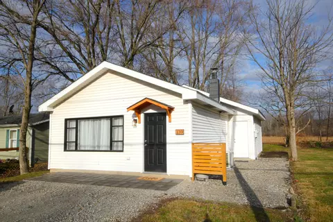 139 First, Clarksville, OH 45113