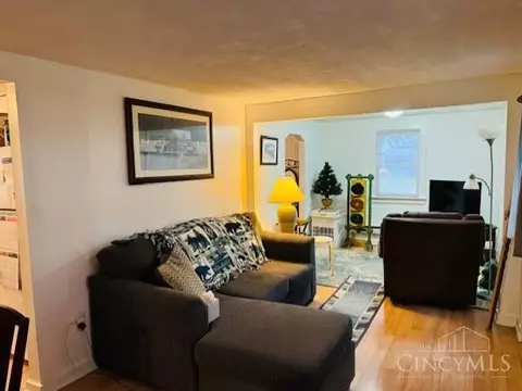 126 Carr, Blanchester, OH 45107 photo 5