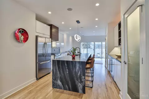 420 Mcdowell, Cincinnati, OH 45226 photo 8