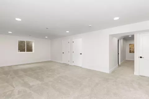 4718 Ward, Cincinnati, OH 45227 photo 39