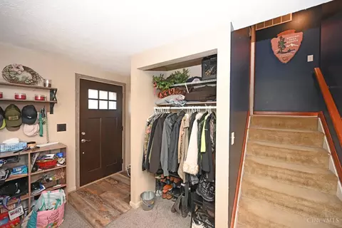616 Regent, Cincinnati, OH 45245 photo 4