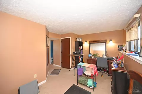 616 Regent, Cincinnati, OH 45245 photo 25