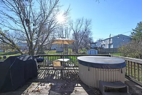 616 Regent, Cincinnati, OH 45245 photo 28