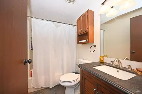 616 Regent, Cincinnati, OH 45245 photo 18
