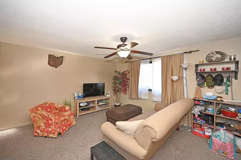 616 Regent, Cincinnati, OH 45245 photo 6