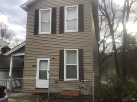 1927 Montrose, Cincinnati, OH 45214