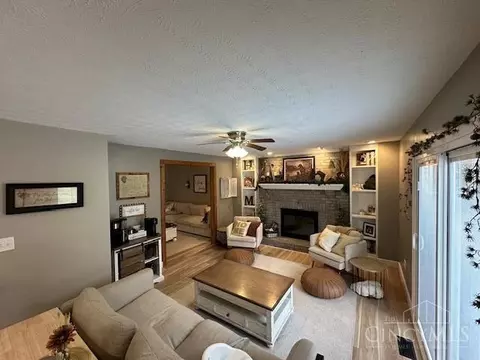 3346 Hammersmith, Cincinnati, OH 45248 photo 2