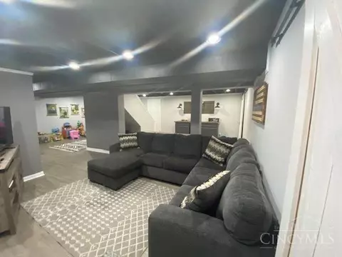 3346 Hammersmith, Cincinnati, OH 45248 photo 16