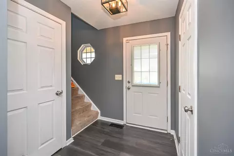 2372 Garrison, Cincinnati, OH 45231 photo 6