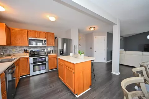 2372 Garrison, Cincinnati, OH 45231 photo 8