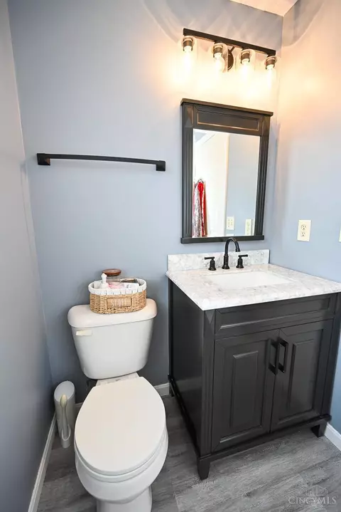2372 Garrison, Cincinnati, OH 45231 photo 16