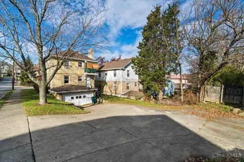 1240 Henkel, Cincinnati, OH 45205 photo 29