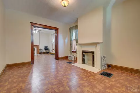 2030 Burnet, Cincinnati, OH 45219 photo 7