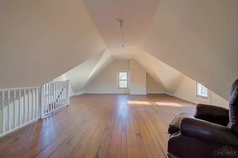 2030 Burnet, Cincinnati, OH 45219 photo 26