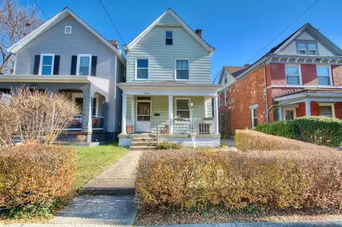 2030 Burnet, Cincinnati, OH 45219 photo 2