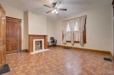 2030 Burnet, Cincinnati, OH 45219 photo 9