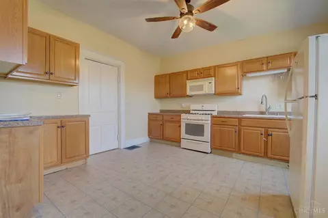 2030 Burnet, Cincinnati, OH 45219 photo 11