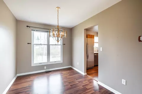 647 Regent, Cincinnati, OH 45245 photo 9