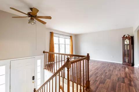 647 Regent, Cincinnati, OH 45245 photo 4