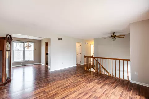 647 Regent, Cincinnati, OH 45245 photo 7