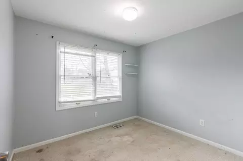 647 Regent, Cincinnati, OH 45245 photo 24