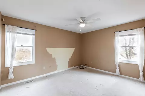 647 Regent, Cincinnati, OH 45245 photo 20