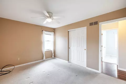 647 Regent, Cincinnati, OH 45245 photo 21