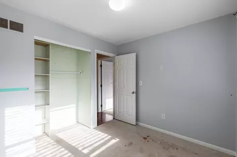 647 Regent, Cincinnati, OH 45245 photo 25