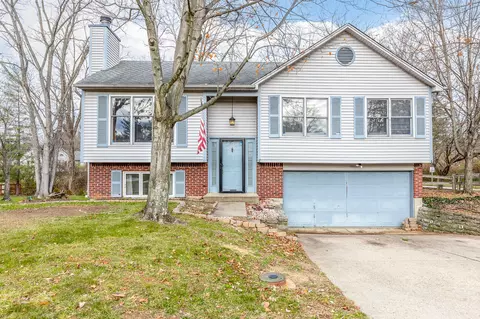 647 Regent, Cincinnati, OH 45245