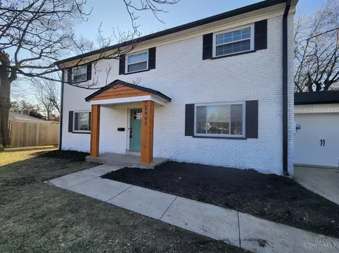 4993 Ridgecrest, Blue Ash, OH 45242 photo 2