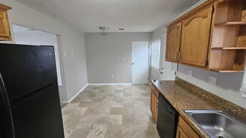 3360 Deshler, Cincinnati, OH 45251 photo 7