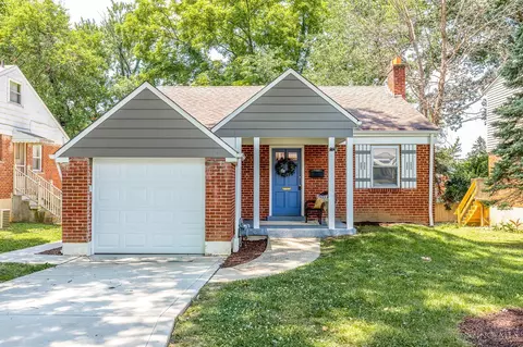 6027 Yosemite Dr, Golf Manor, OH 45237