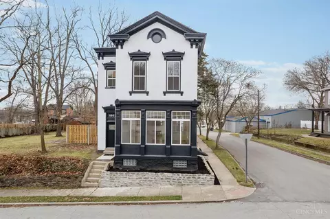 6601 Ledge St, Cincinnati, OH 45227