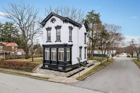 6601 Ledge St, Cincinnati, OH 45227 photo 2