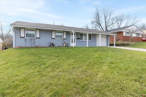 933 Tivoli, Springdale, OH 45246