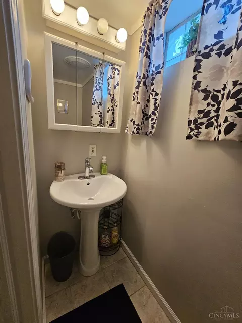 1706 Brightview, Cincinnati, OH 45231 photo 13