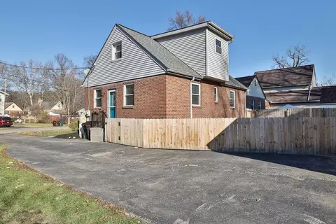 105 Charlotte, Cincinnati, OH 45215 photo 35