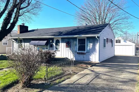 1208 Barnitz, Middletown, OH 45042