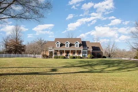 6686 Morgans Run Rd, Loveland, OH 45140
