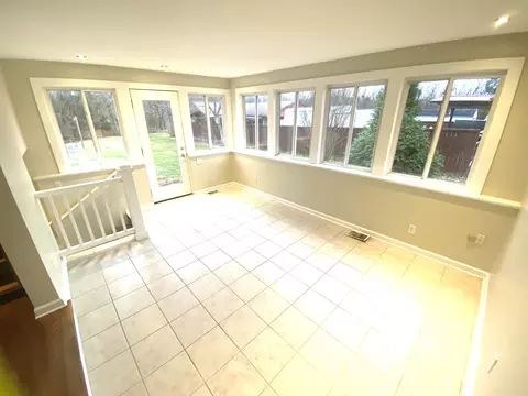944 Phillips, Cincinnati, OH 45230 photo 12