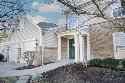 715 Castlegate #302, Cincinnati, OH 45231 photo 2